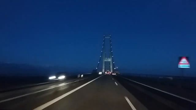 Мост в Дании между островом , где расположен Копенгаген и материком смотреть онлайн