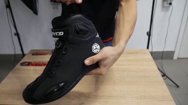 Мотоботы Scoyco MBT010 смотреть онлайн