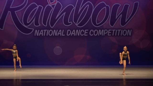 Xtreme Dance - A Little Party смотреть онлайн