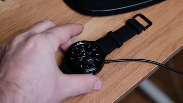 Samsung Galaxy Watch 5 - It SHOWS a HIKE | Big Update! смотреть онлайн