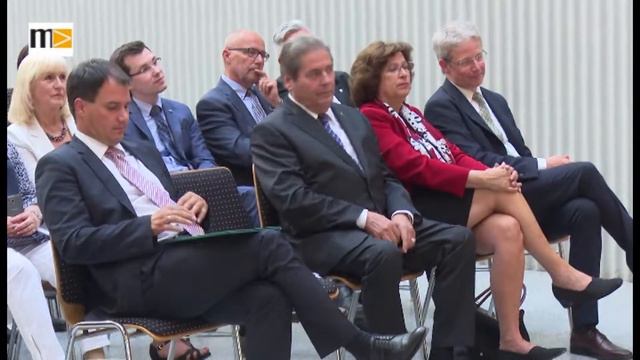 Offizielles Stadtwappen für die Stadt Bruck an der Mur übergeben смотреть онлайн