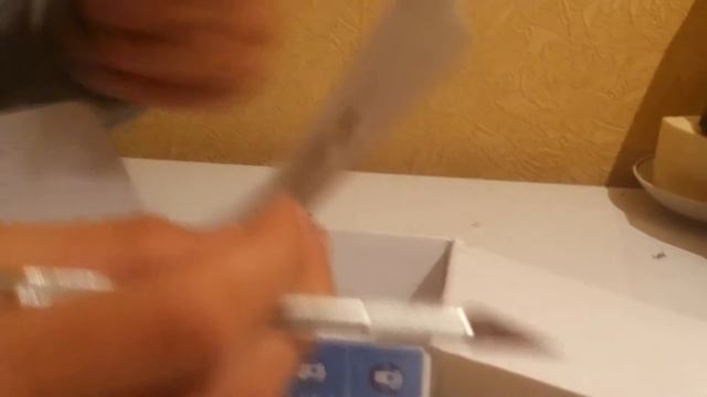 Посылка из алиэкспрес вместо телефона свинец смотреть онлайн