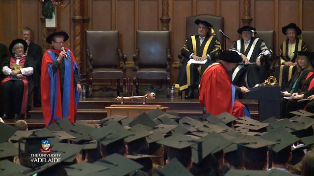 James Morrison live performance ft. Robyn Archer - Graduations 2015 смотреть онлайн