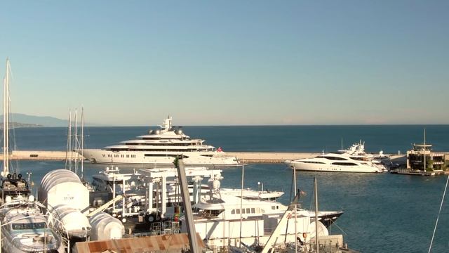 The Largest MegaYacht (Dilbar) V mere SuperYachts! смотреть онлайн