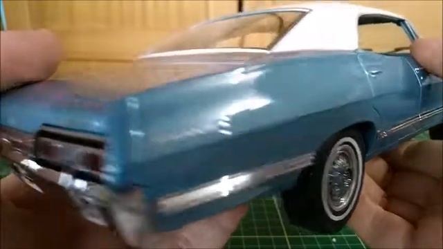 Impala 4 Door Hard Top 1967, escala 1:18, Greenlight Artisan смотреть онлайн