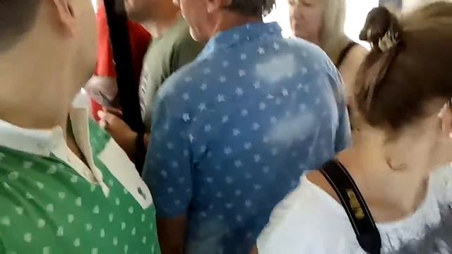 подъем на фуникулере в Барселоне, видео 2 смотреть онлайн