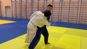 Judo Tai-Otoshi. Дзюдо - передняя подножка.