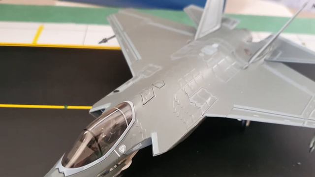 Lockheed F-35C by Hobby Master in 1/72 scale review смотреть онлайн