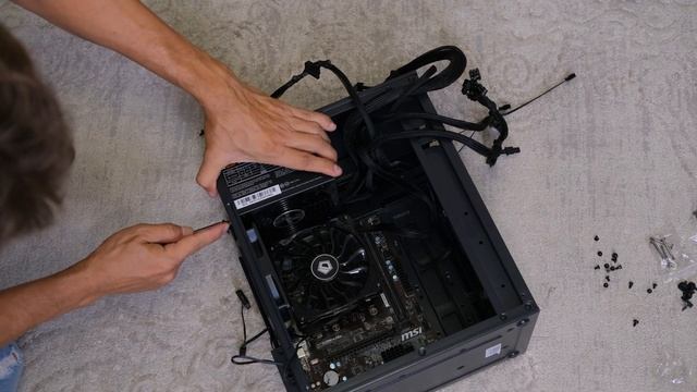 Обзор Aerocool CS-107 супер компактного корпуса за 1700р с крутой продуваемостью смотреть онлайн