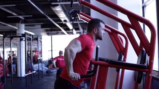 5.1. ТРИЦЕПС / ОТЖИМАНИЯ НА БРУСЬЯХ / ТЕХНИКА ВЫПОЛНЕНИЯ смотреть онлайн