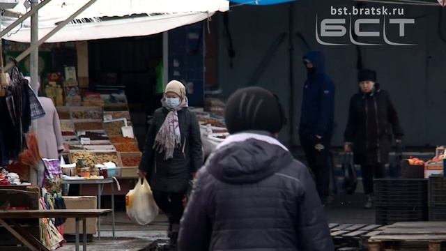 Продавцы на рынках должны установить онлайн кассы А вы можете проверить чек на легальность смотреть онлайн
