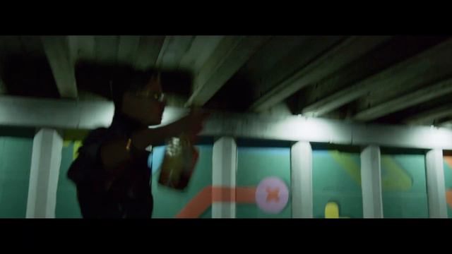 Alex Richards - Hennessy (Official Video 2020) смотреть онлайн