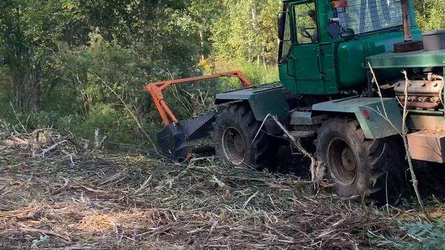 Расчистка ЛЭП трактором ХТЗ-150 мульчером или ротоватором смотреть онлайн