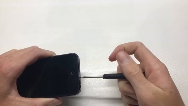 Three iPhone 5 for $60 смотреть онлайн
