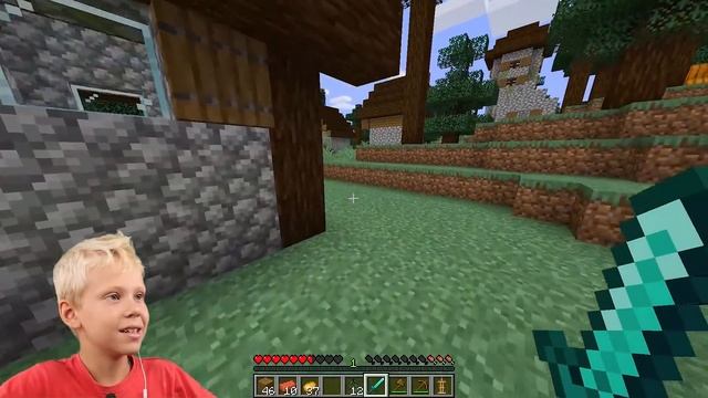 КУДА ПРОПАЛИ ЖИТЕЛИ ДЕРЕВНИ? ВЫЖИВАНИЕ С ПАПОЙ В МАЙНКРАФТЕ смотреть онлайн