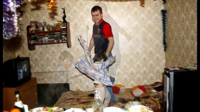 Новогодний рок н рол Домашнее смотреть онлайн