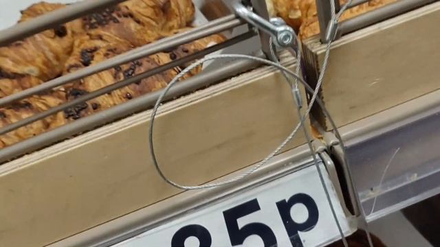 Tesco Supermarket London | London Walk | London Dreams смотреть онлайн