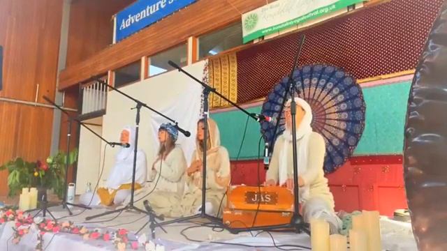 Amrit Jiwan - Guru Ram Das at GB Kundalini Yoga Festival 2023 смотреть онлайн