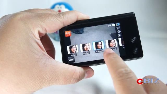 [Samsung MV800 Feature] PIP - Magic Frame - Funny Face - Filter - Vignetting смотреть онлайн