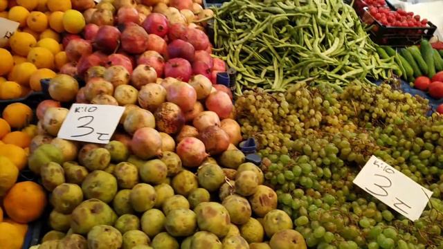 ТУРЦИЯ / ЦЕНЫ НА ФРУКТЫ И ОВОЩИ НА БАЗАРЕ В НОЯБРЕ 2020 / МАХМУТЛАР смотреть онлайн