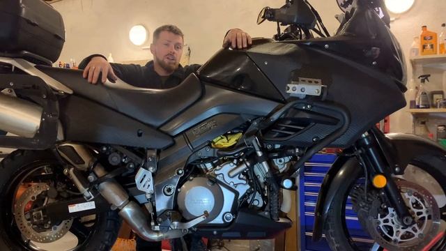 Suzuki Dl1000 v-strom. Выносные подножки своими руками. смотреть онлайн