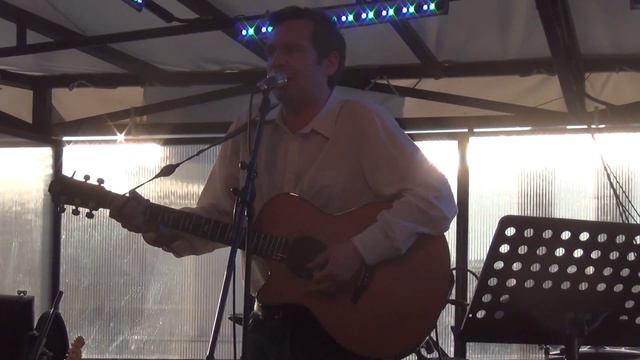 Bérczesi Róbert (Hiperkarma) - Parkban (A38 tetőterasz, 2014.06.06.) смотреть онлайн