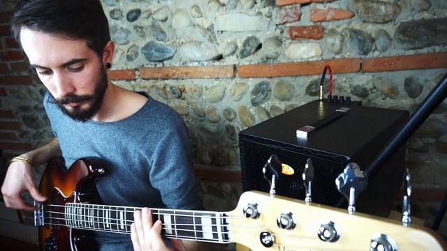 GSS 06B400 with active bass (Sire Marcus Miller V7) смотреть онлайн