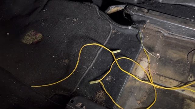 WTF Porsche 911 Wiring the Starter смотреть онлайн