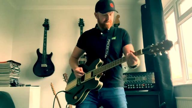 Blink 182 - Obvious (Guitar Cover with Tom Delonge ES333) смотреть онлайн