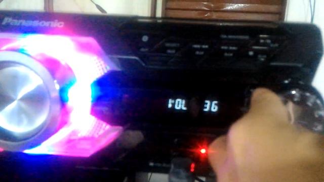 Panasonic MAX3500 tocando somente os super woofers e depois só os médios e agudos. смотреть онлайн
