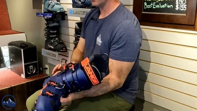 2023 Lange XT3 Free 130 MV Ski Boots Short Review with SkiEssentials.com смотреть онлайн