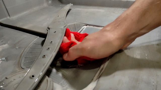 How to remove and clean the dishwasher filter смотреть онлайн