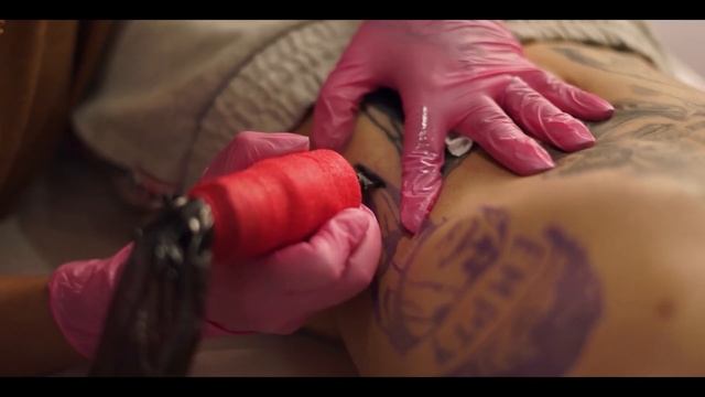 Jupiter Tattoo Studio - Vídeo promocional смотреть онлайн