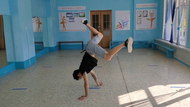 Твист Алимжана только 3 из 10 )))) смотреть онлайн