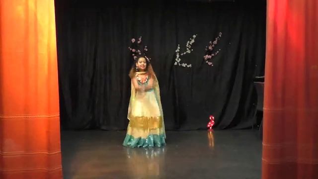 Танец в стиле Болливуд " LOL " из к/ф "Ginny Weds Sunny". Исполняет Бирюкова Мария, 10 лет смотреть онлайн