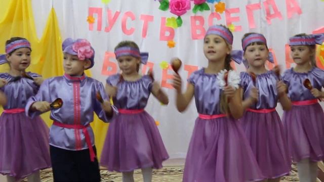 Заводной танец с ложками