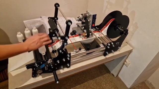 Этикетировщик с датером ручной LabelTek - SL70D смотреть онлайн