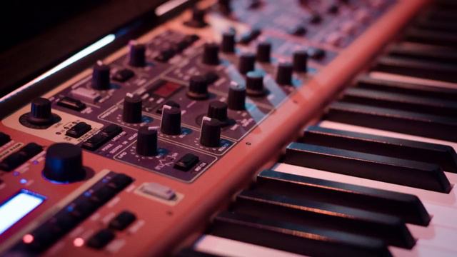 Old School Deep House | When The Sun Goes Down смотреть онлайн