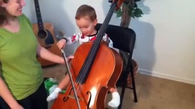 Graham's first cello lesson смотреть онлайн