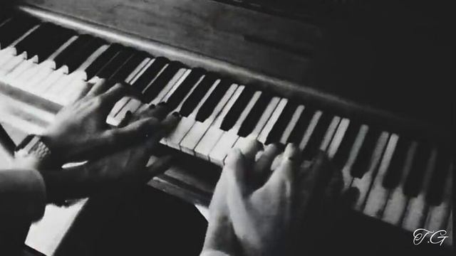 Khamzat Bekov (piano)