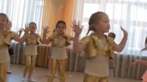 Танец "Заводные игрушки"