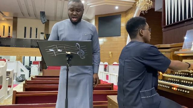 Praise my soul the king of heaven( Obim to be Eze Nke Eli’gwe)Henry Francis Lyte: Nwannebuife Aniet смотреть онлайн