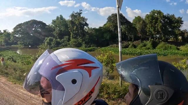 Day 1 in Cambodia ?? Our Motorbike Adventure Across Southeast Asia Begins Here смотреть онлайн