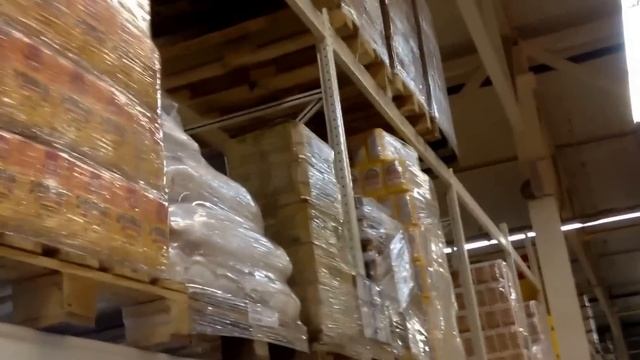 Антисанитария в торговом центре Эссен (на ГЭСе) смотреть онлайн