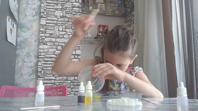 Мыло своими руками, очень интересно, сделали четыре штуки. смотреть онлайн