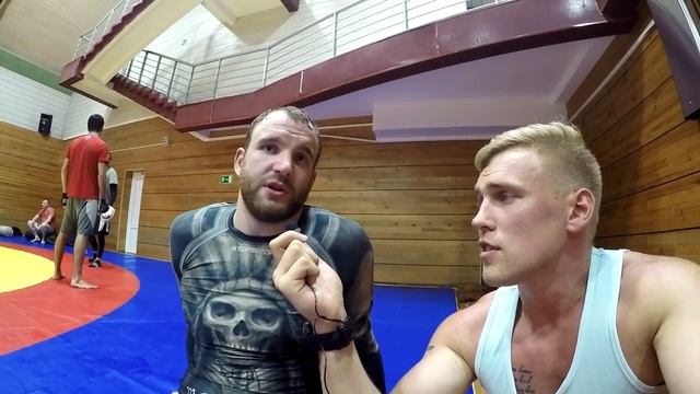 Огромный боец ММА Денис Гольцов смотреть онлайн