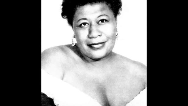 ELLA FITZGERALD -- NIGHT AND DAY- ( Cole Porter ) With Lyrics ! смотреть онлайн