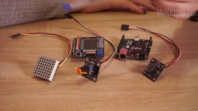 Проект: Игра Avalanche на Arduino/Piranha UNO смотреть онлайн