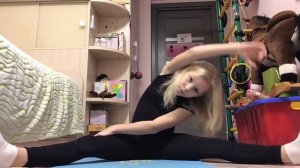 Обучалка  Как сесть на шпагат