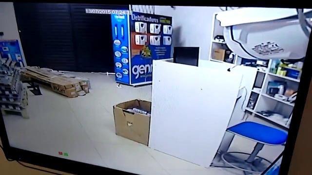 502IR IRCUT 24LEDS 20 metros 800TVL смотреть онлайн